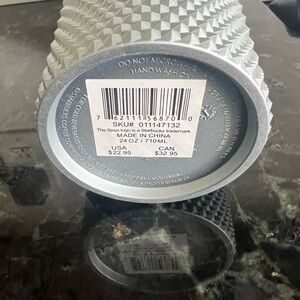 NEW🌟Starbucks Blue Icicle Gradient Studded Venti Tumbler Cold Cup Venti 24oz